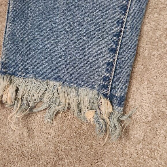 KanCan Light Wash Skinny Jeans w/ Raw Hem Size 7/27 US 4 - Picture 5 of 10